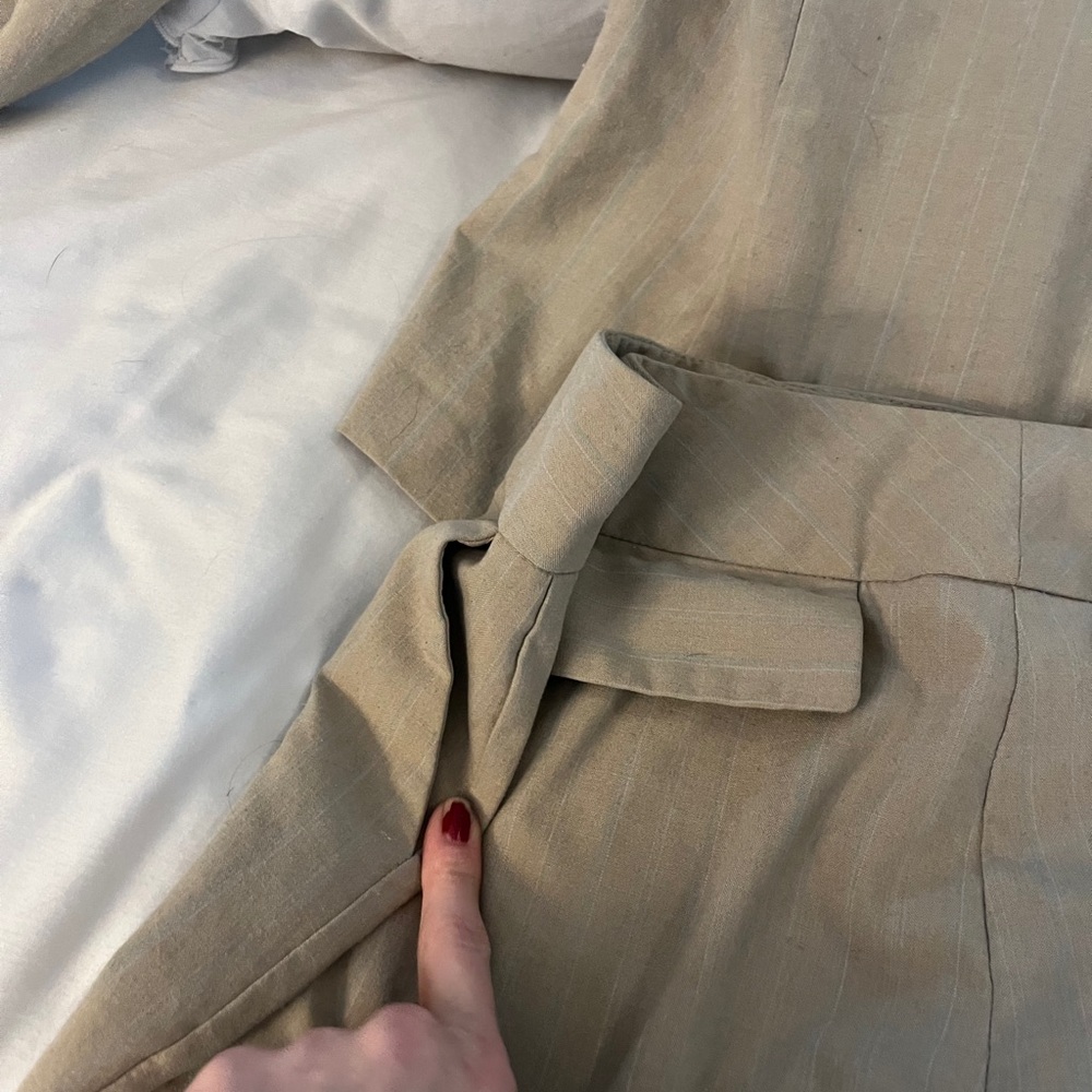 Tan Suit Set - Picture 3 of 11